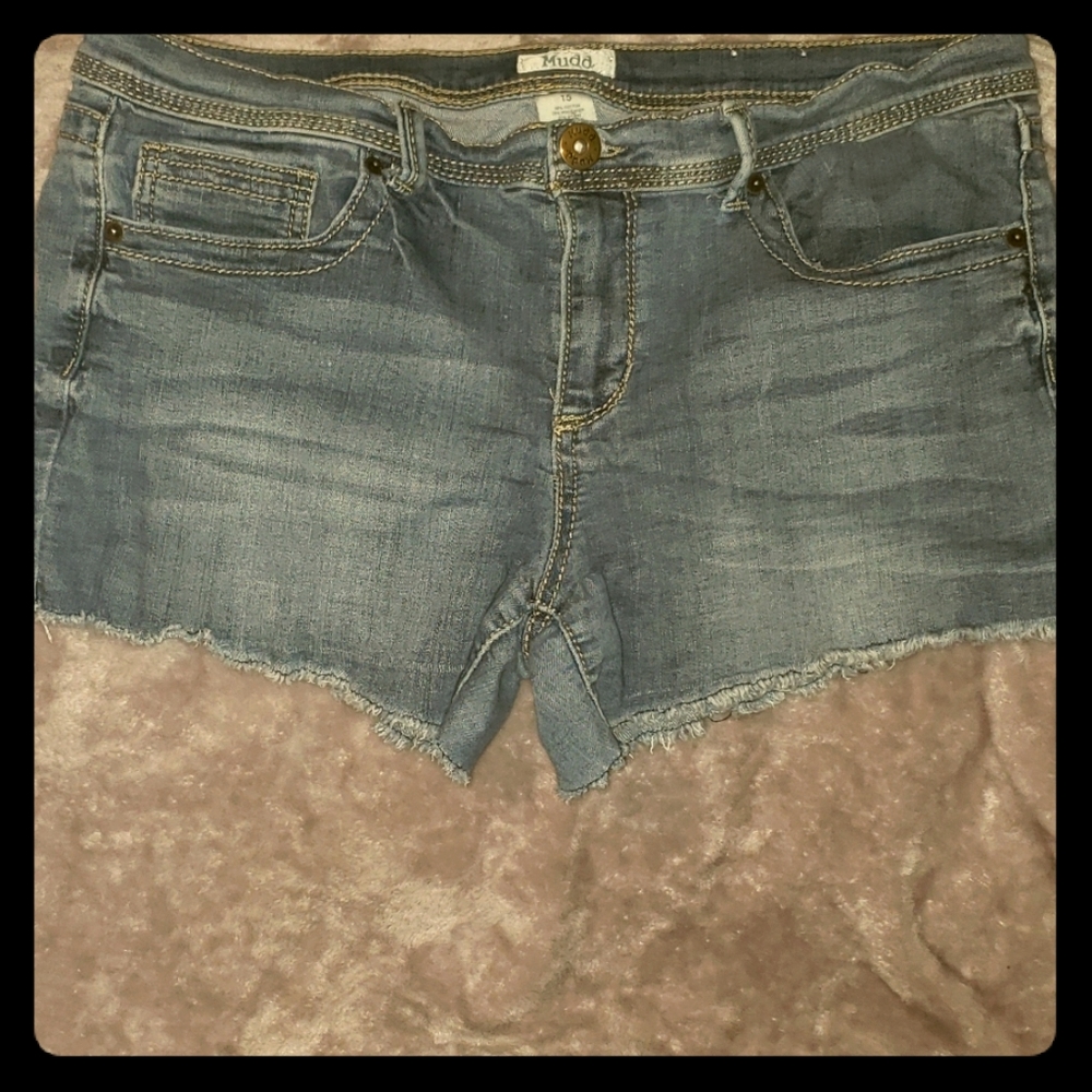 Mudd size 15 short shorts